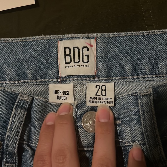 SOLD Urban Outfitters BDG High rise baggy jeans size 28 - Picture 2 of 5